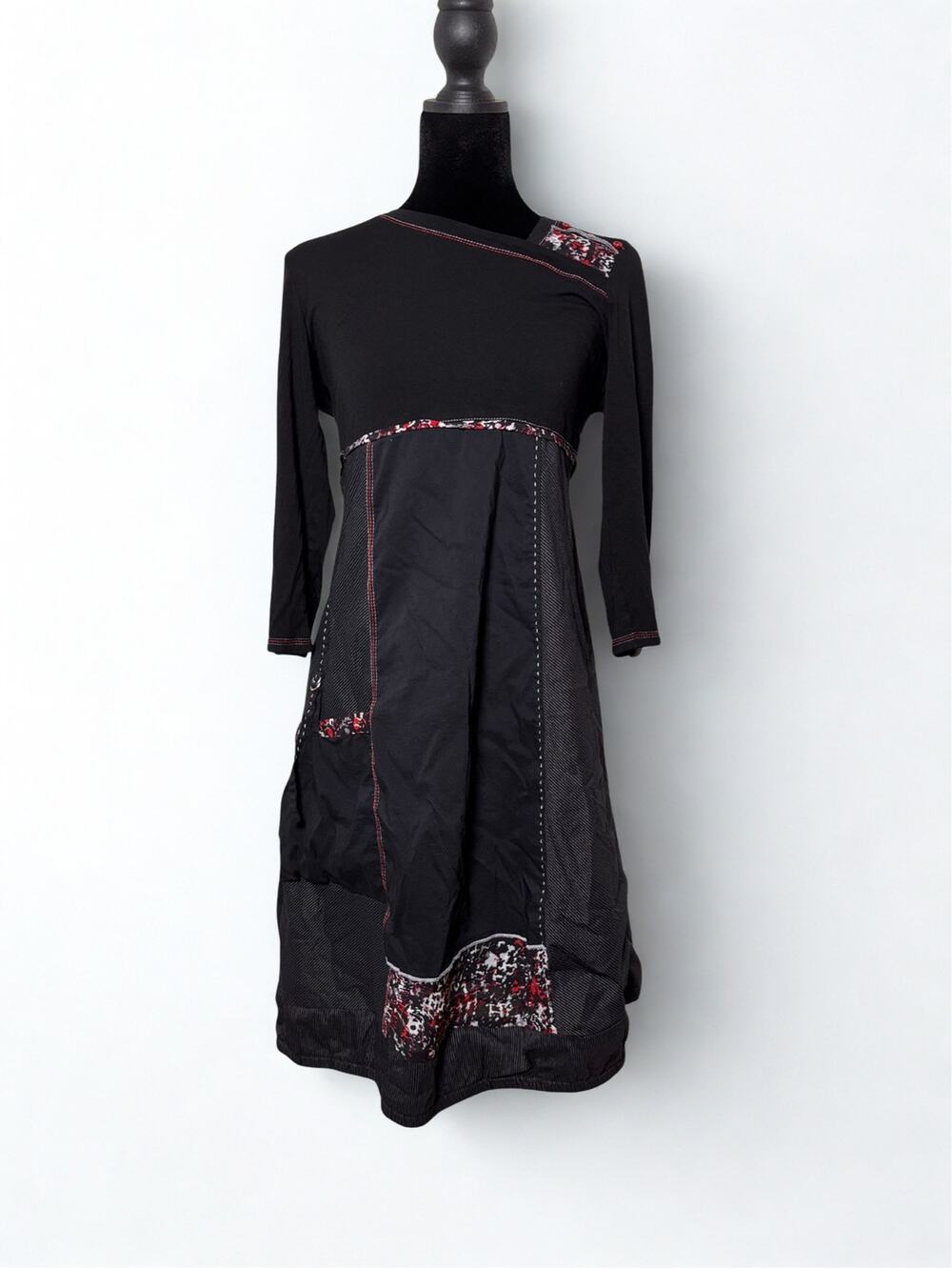 Christine Laure Black Bubble Hem Mixed Fabric Red Floral Print Euro Dress